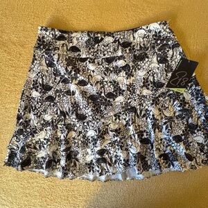 Elegant Black and White Floral Mini Golf Skort